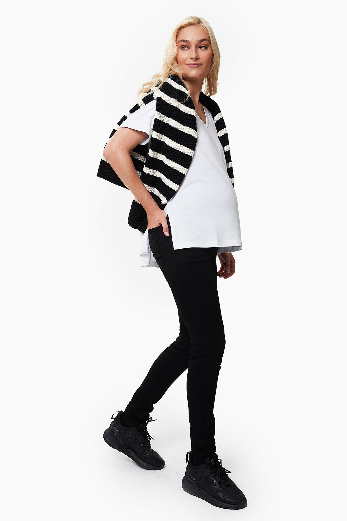 Aura V yaka hamile t-Shirt beyaz yandan görünüm