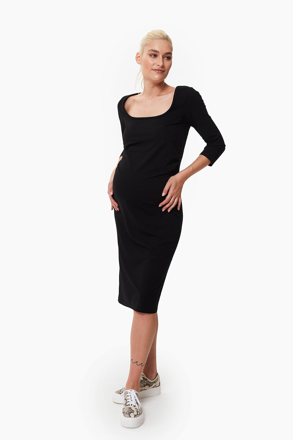 Susie Hamile Elbise siyah önden görünüm