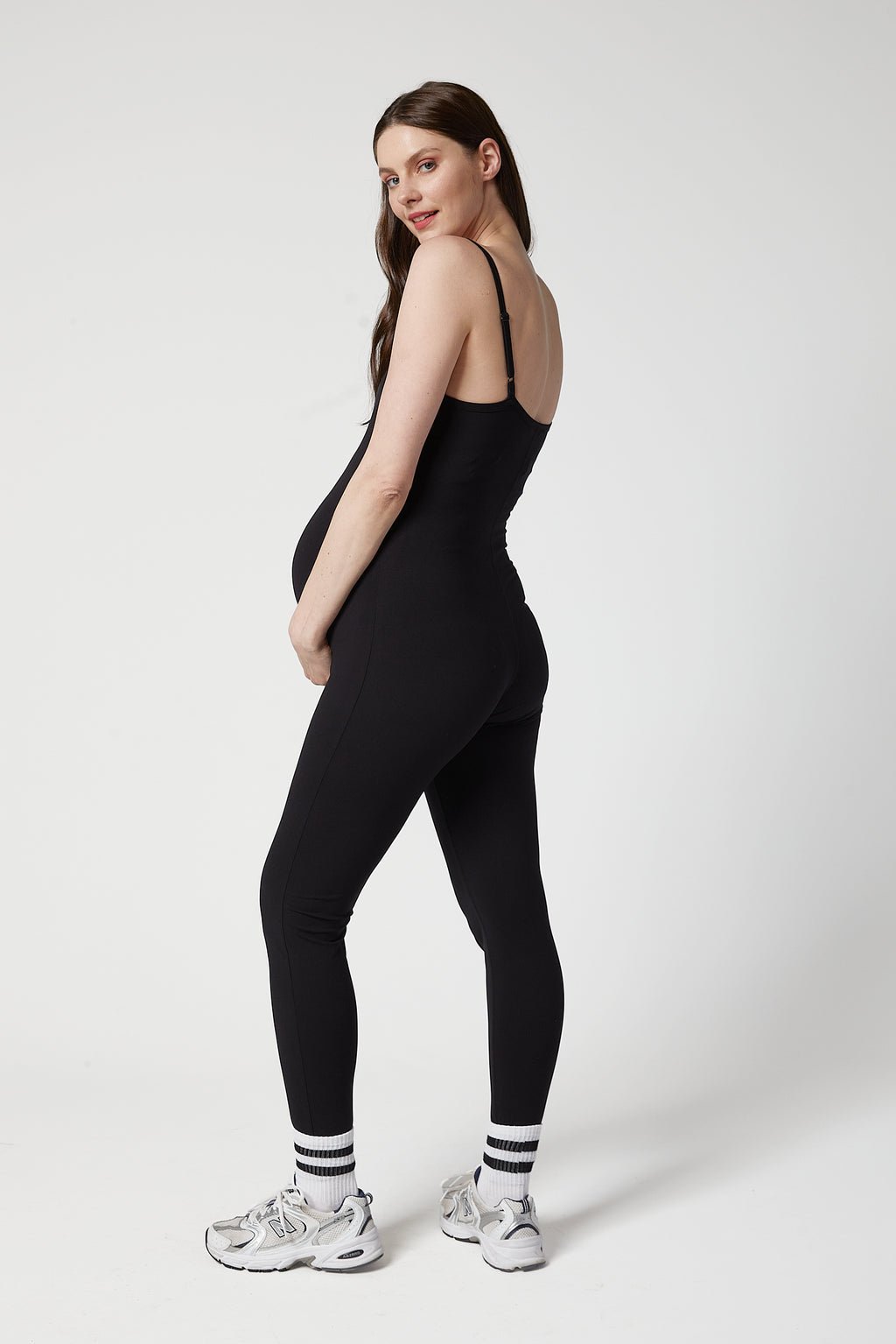 Gabriel Hamile Tulum siyah yan arkadan görünüm