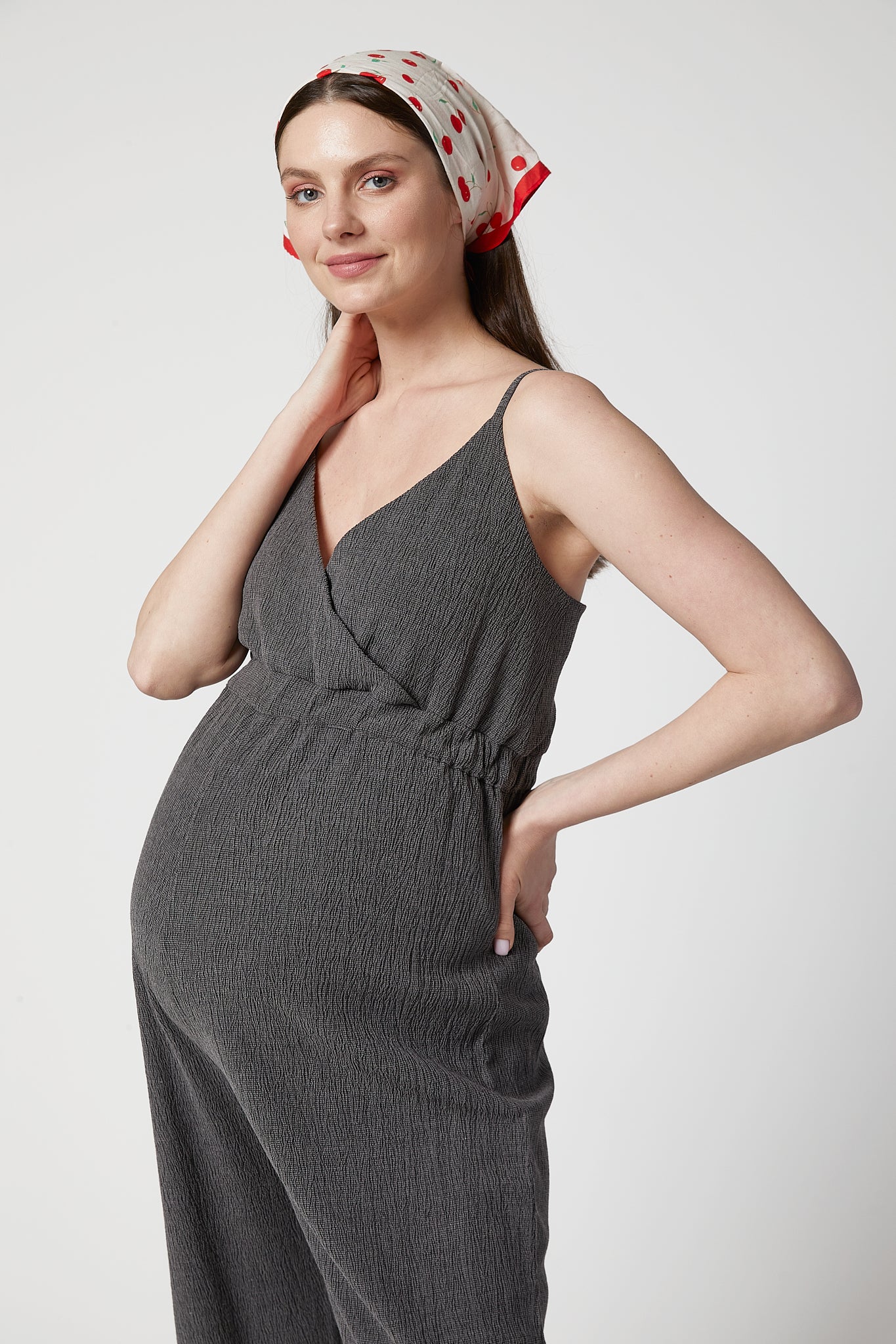 Kylie Kısa Kollu Anvelop Hamile Tulum Gri önden görünüm