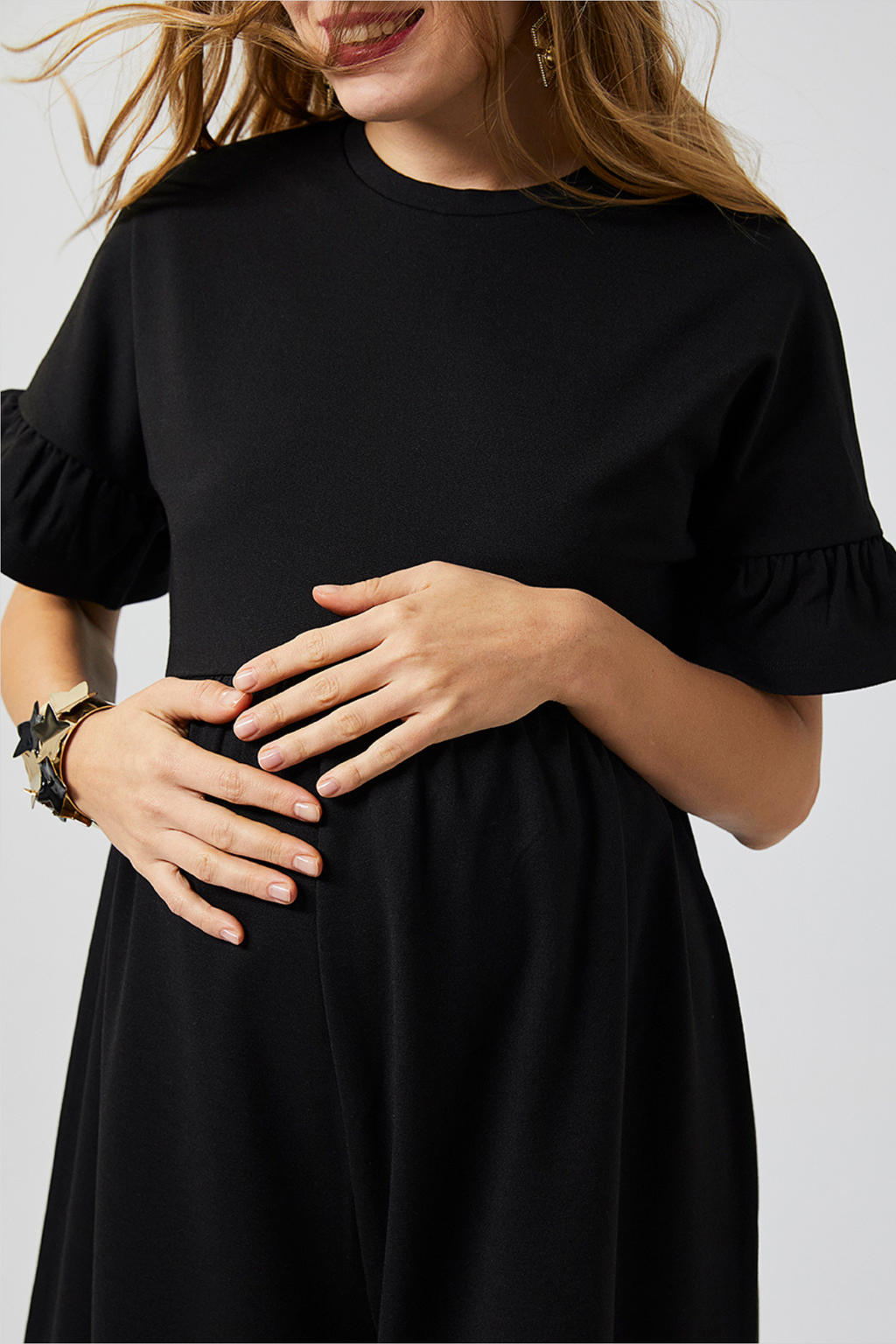 Lilyana Hamile Tulum Siyah yakın detay çekim