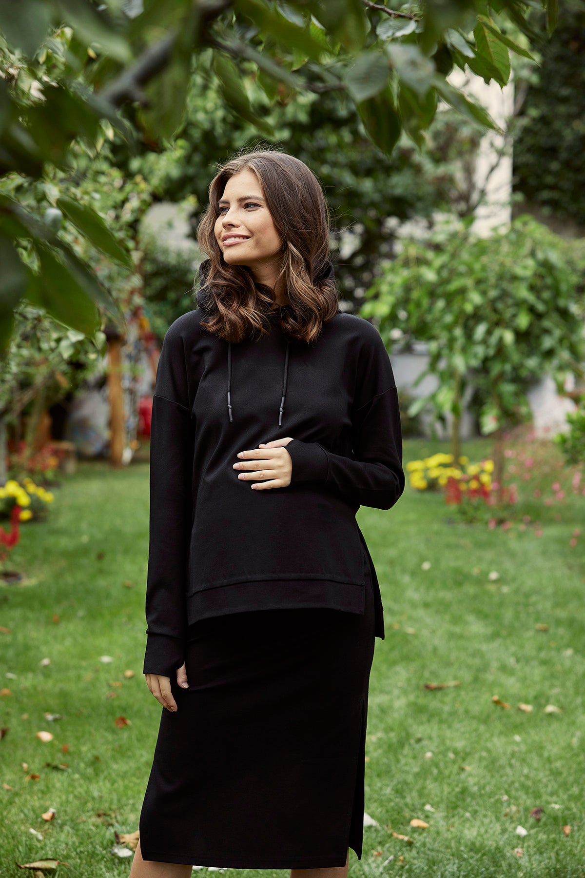 Siyah Kapüşonlu Sweat - Etek Hamile Takımı önden görünüm