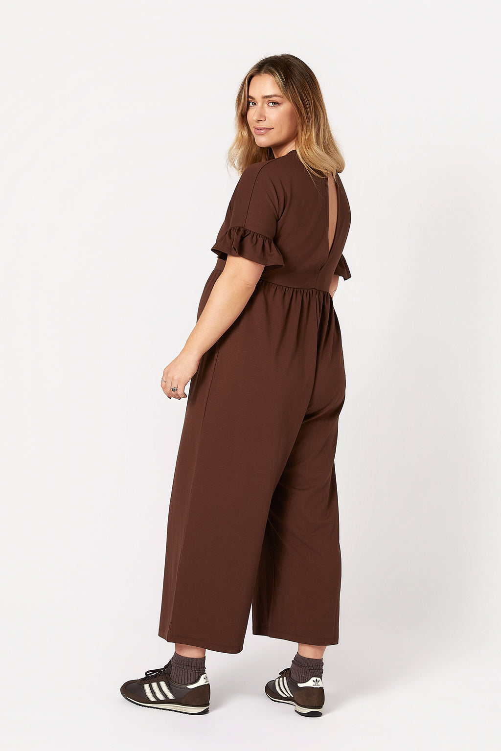 Lilyana Hamile Tulum Kahverengi arkadan görünüm