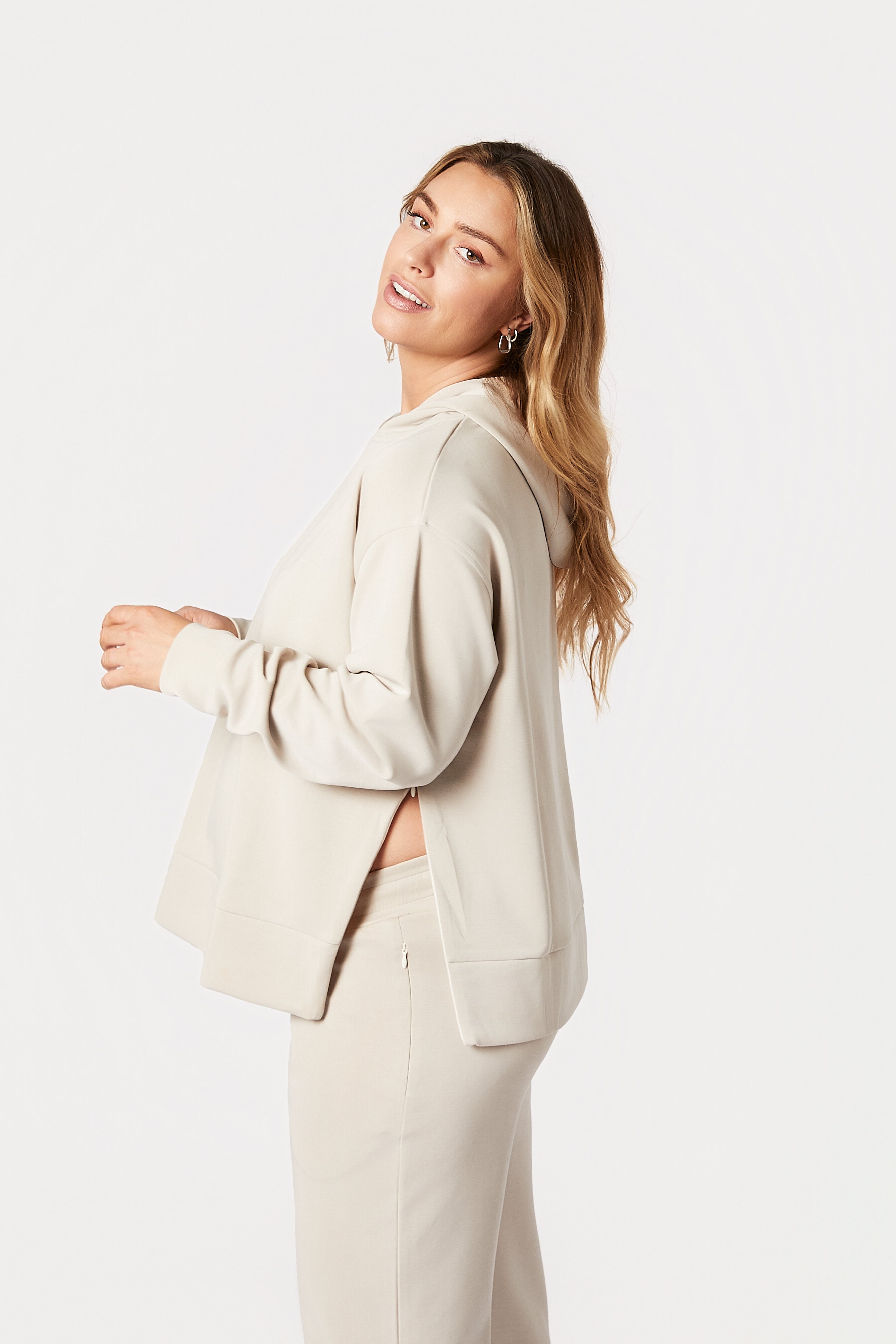 Willow Modal Hamile Eşofman Takımı Bej yandan görünüm