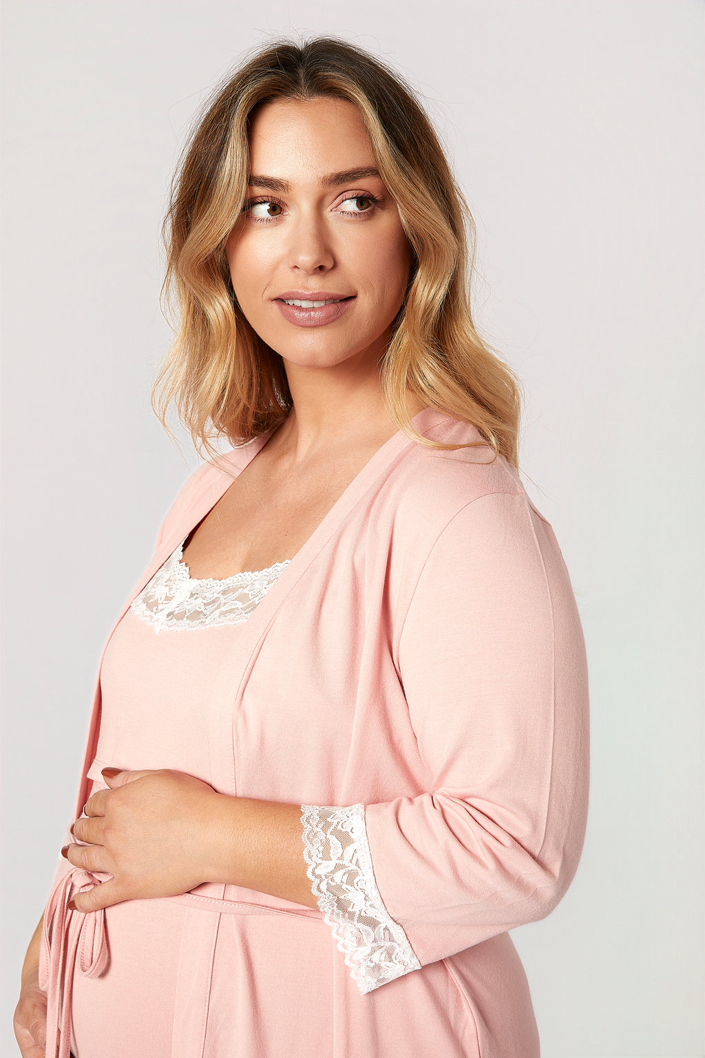 Amber modal hamile emzirme pijama pembe ön yandan detay çekim