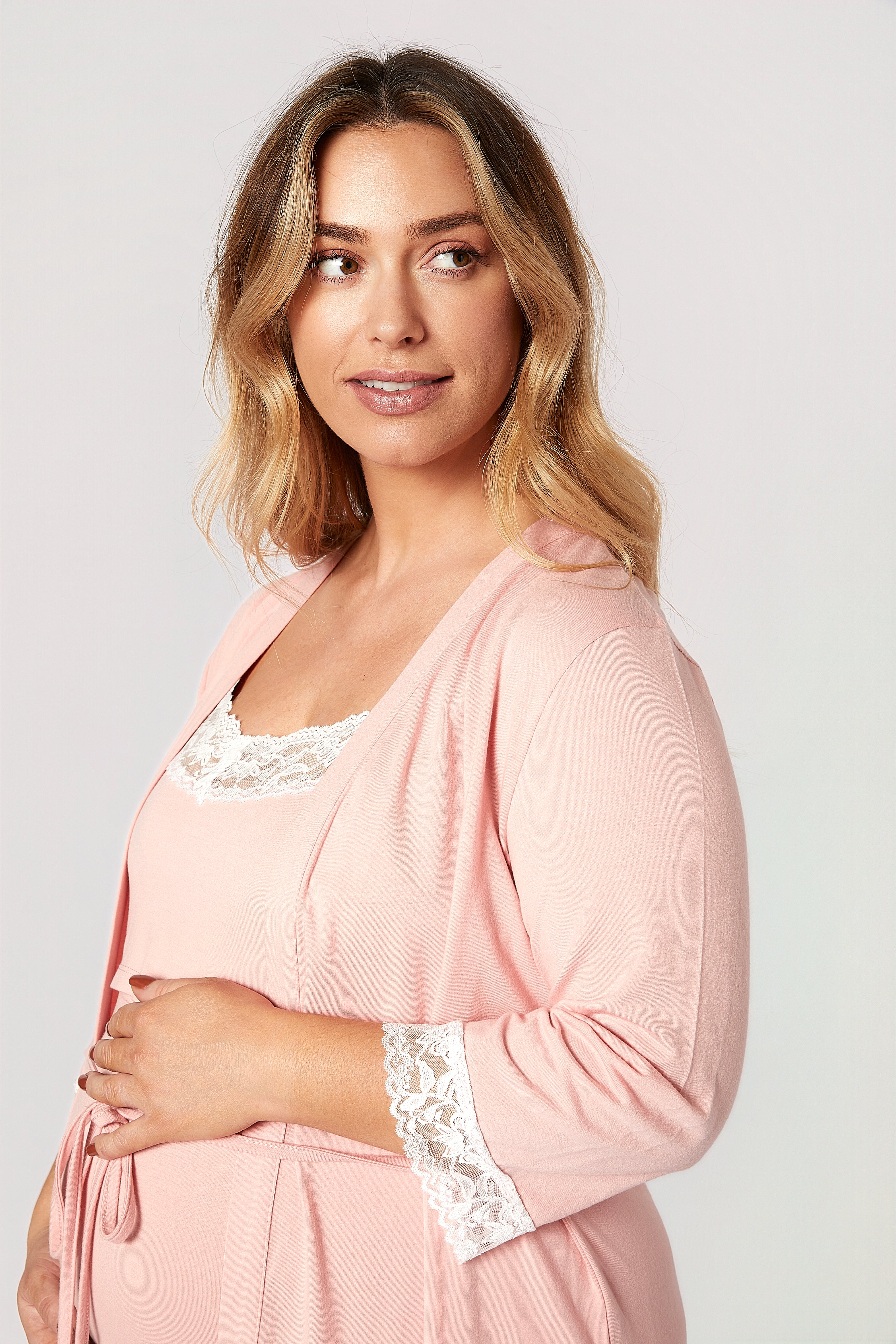 Amber modal hamile emzirme pijama pembe ön yandan detay çekim